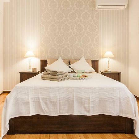 Classy And Stylish Private Apartment At Acropolis Museum Metro Station Athen Eksteriør billede
