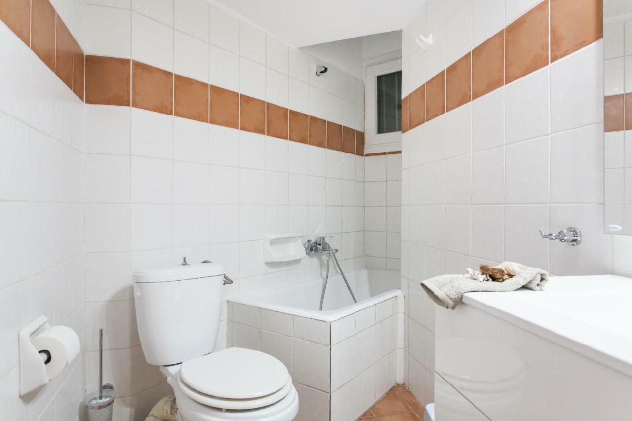 Classy And Stylish Private Apartment At Acropolis Museum Metro Station Athen Eksteriør billede
