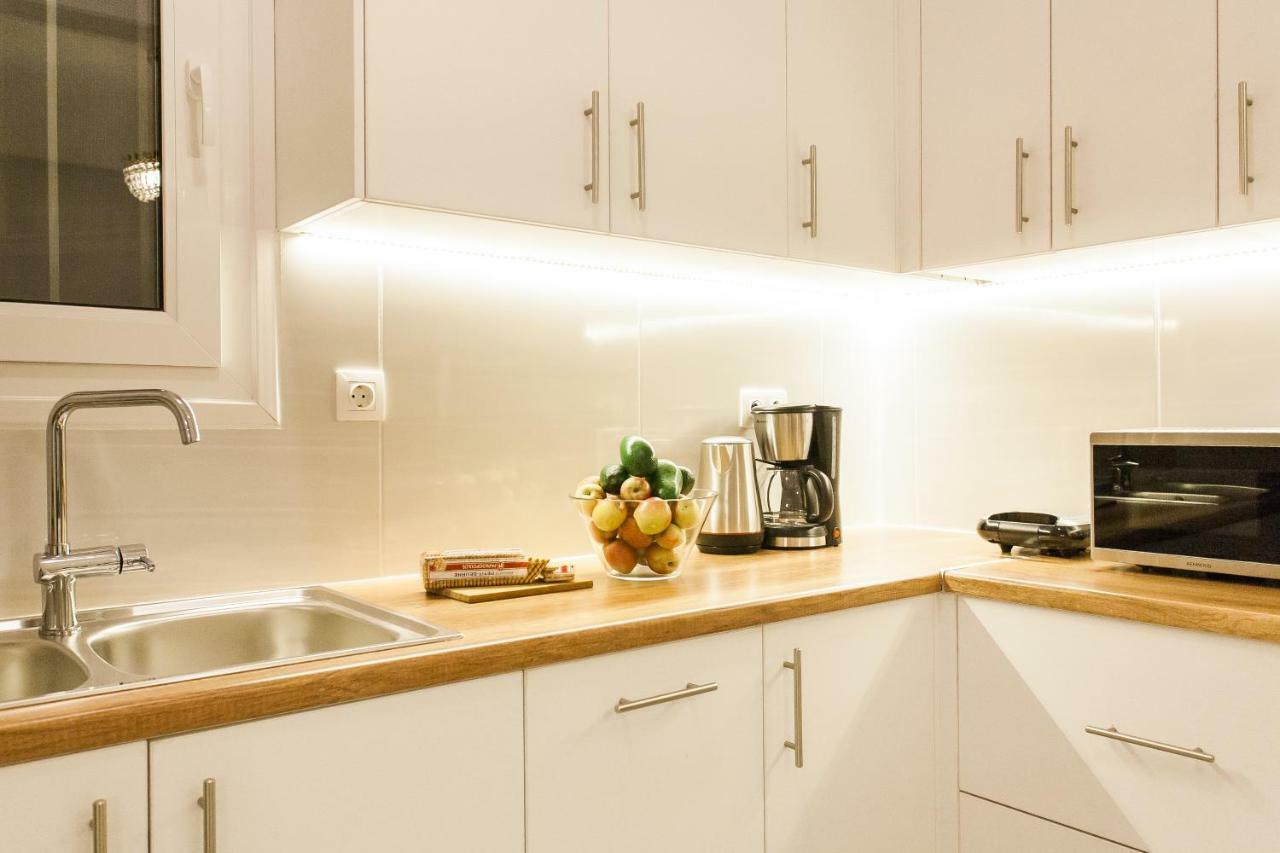 Classy And Stylish Private Apartment At Acropolis Museum Metro Station Athen Eksteriør billede