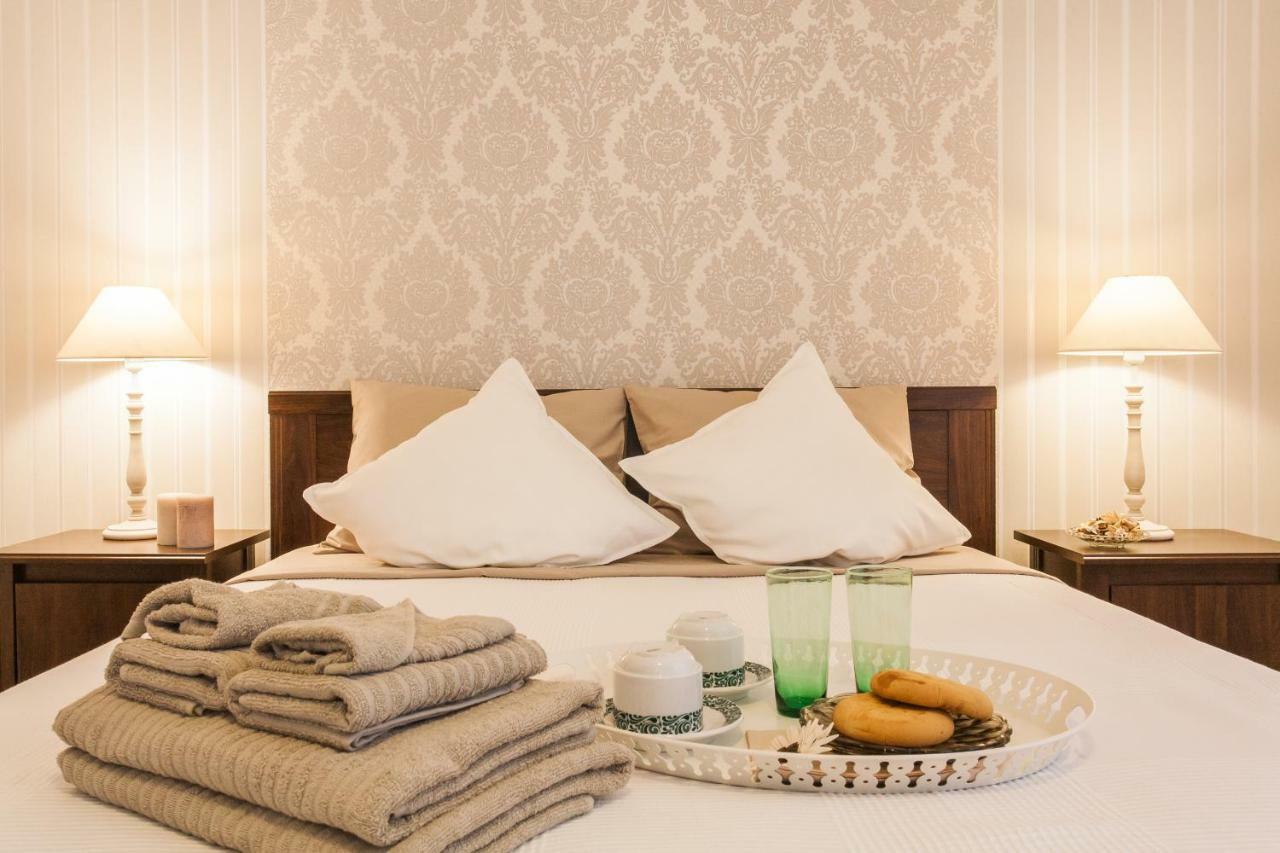 Classy And Stylish Private Apartment At Acropolis Museum Metro Station Athen Eksteriør billede